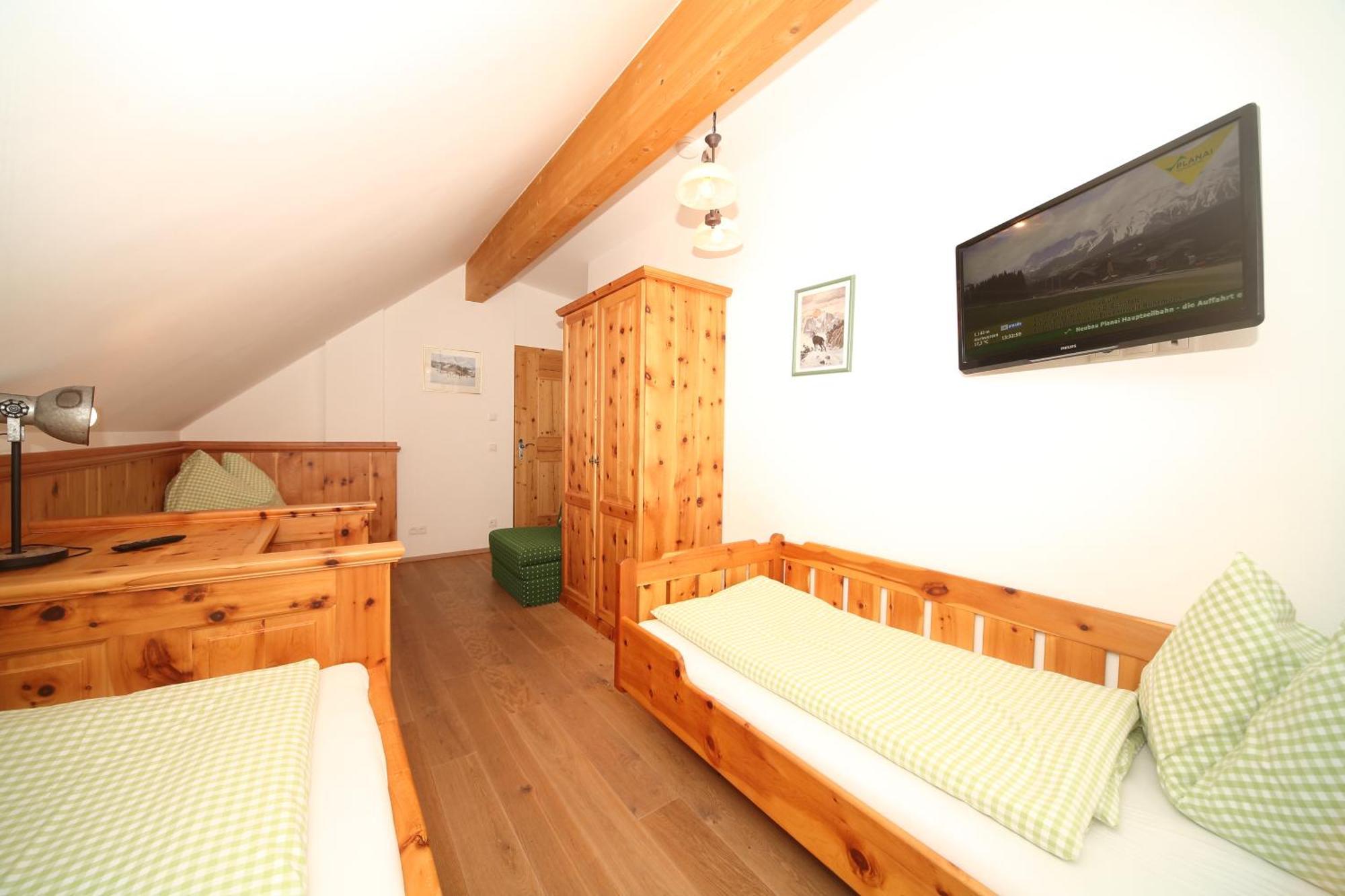 Apartment Ferienappartement Royer *
